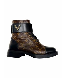 LOUIS VUITTON Ботинки