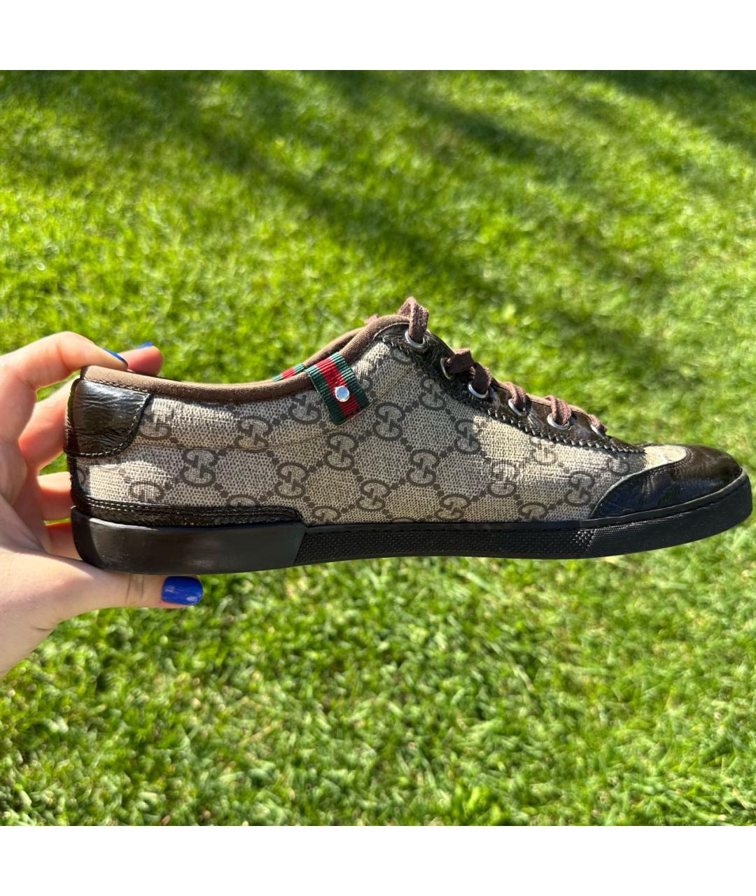GUCCI Бежевые низкие кроссовки / кеды из лакированной кожи, фото 6