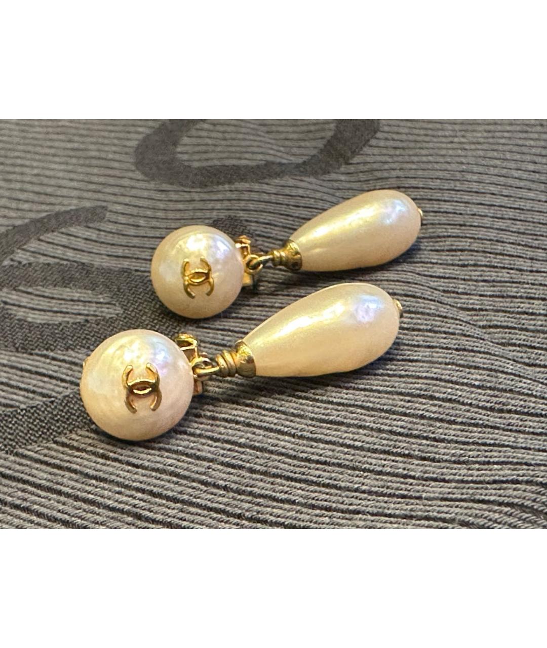 CHANEL Белые серьги, фото 4