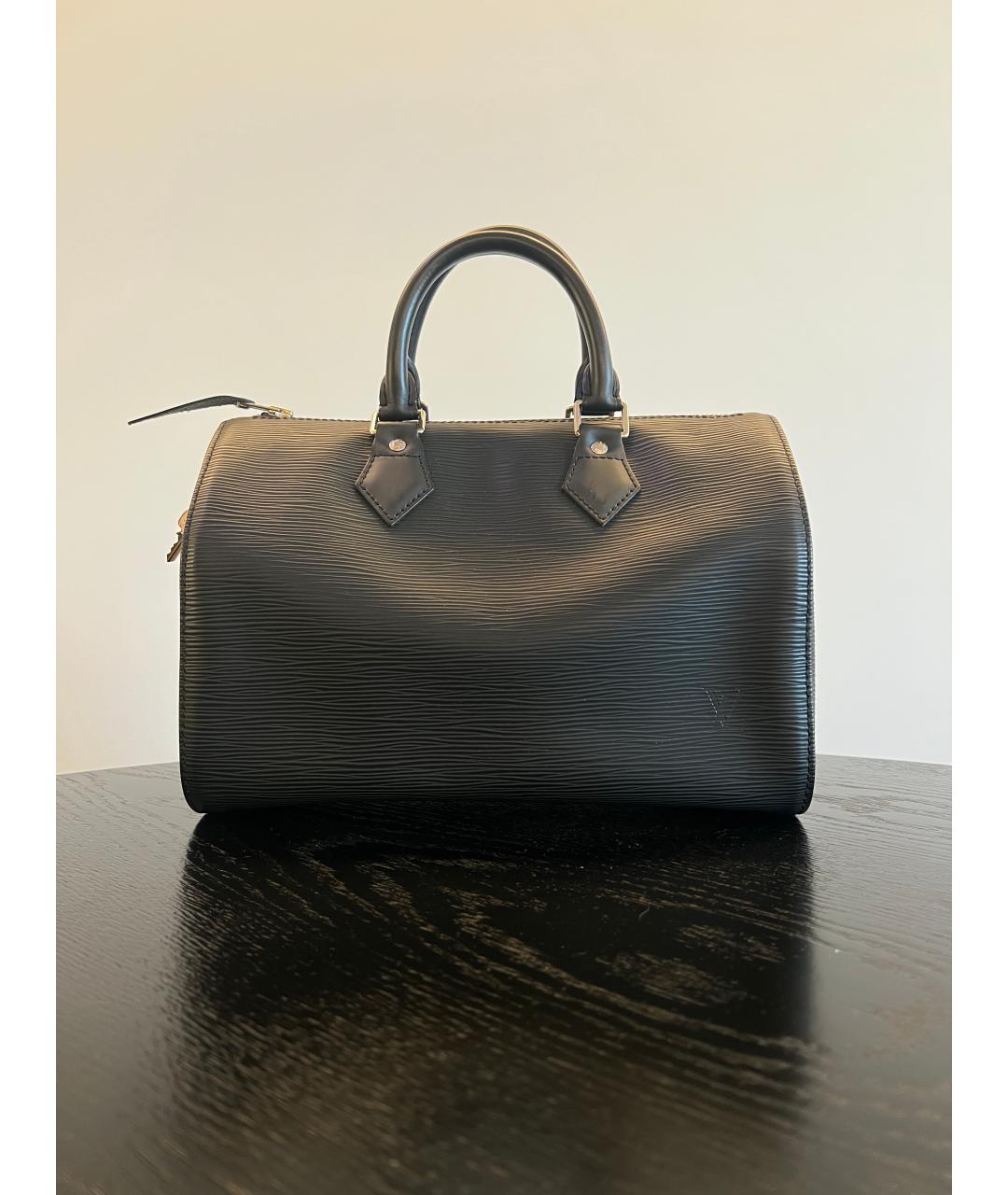 LOUIS VUITTON Черная кожаная сумка с короткими ручками, фото 7