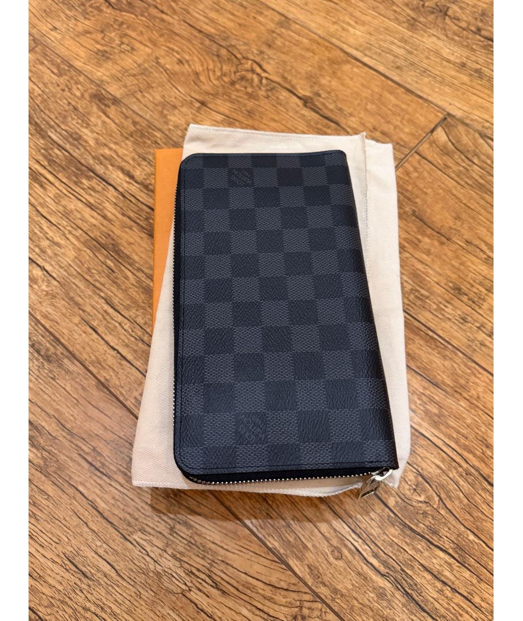 LOUIS VUITTON Черный кожаный кошелек, фото 2