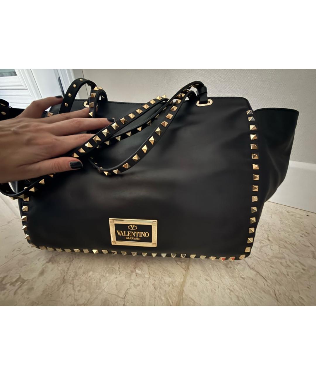 VALENTINO Черная кожаная сумка тоут, фото 3
