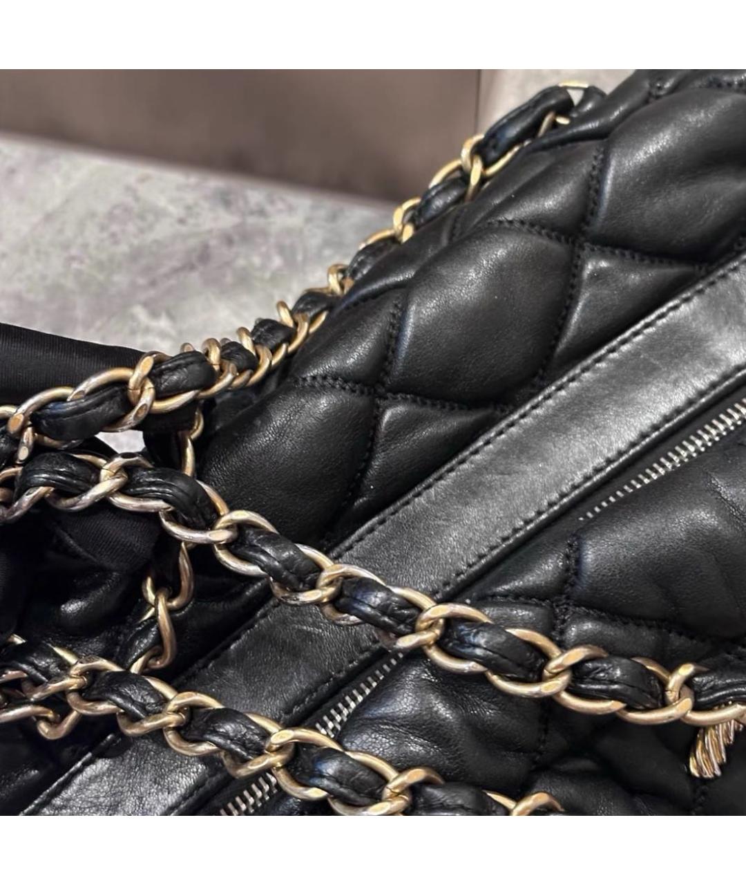 CHANEL Черная кожаная сумка через плечо, фото 4