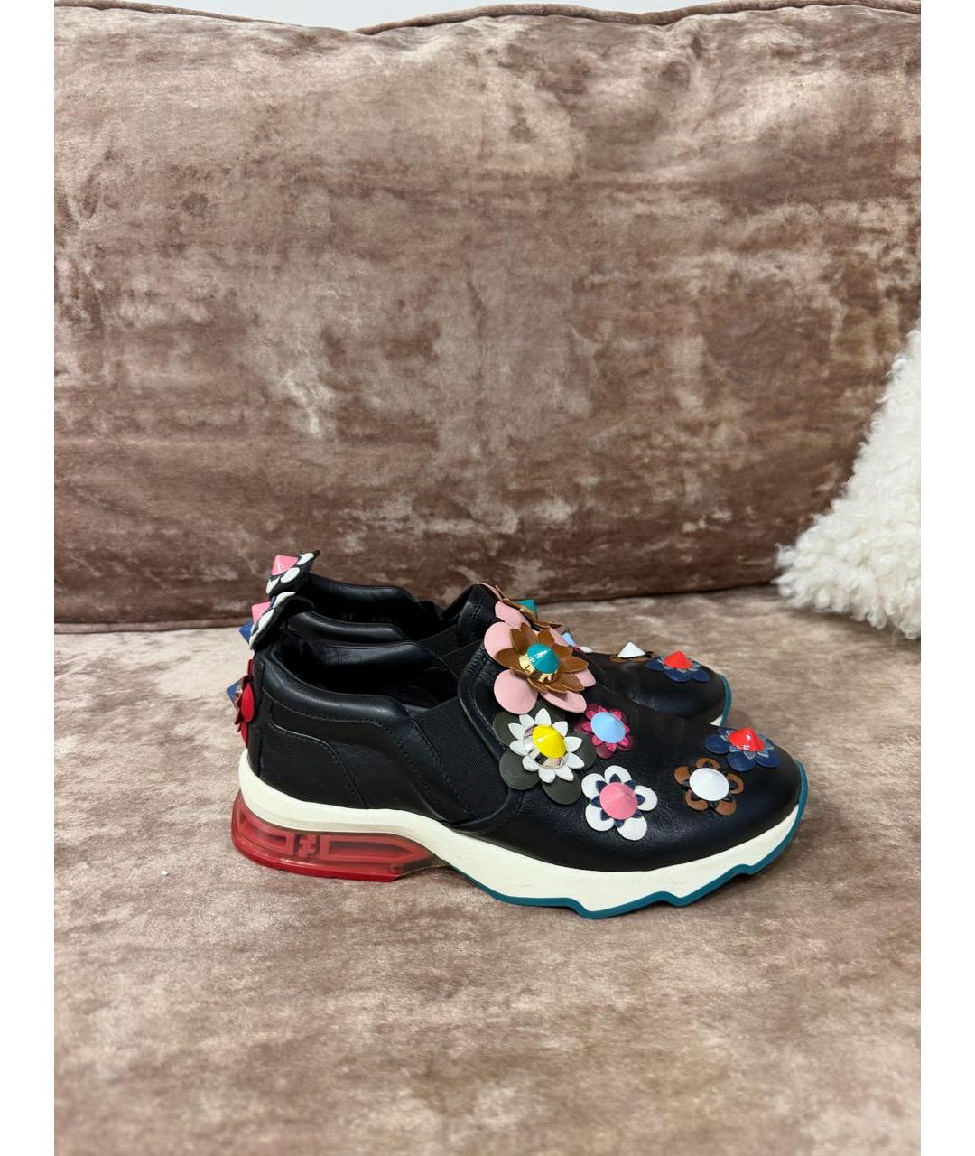 FENDI Черные кожаные слипоны, фото 6