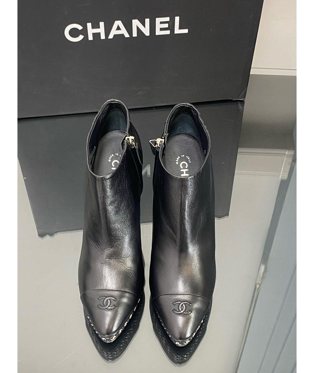 CHANEL Черные кожаные ботильоны, фото 2