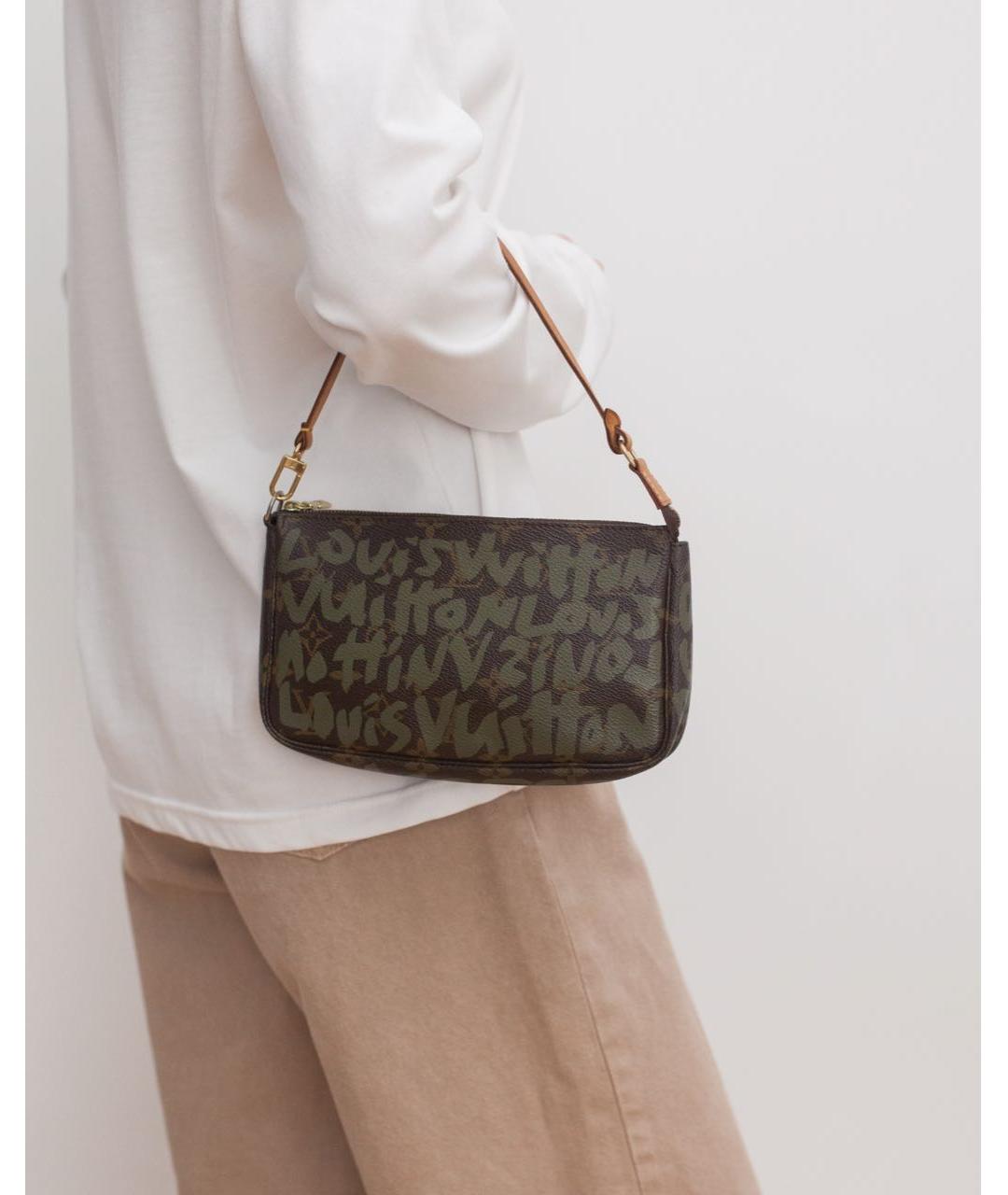 LOUIS VUITTON Коричневая сумка с короткими ручками из канвы, фото 3