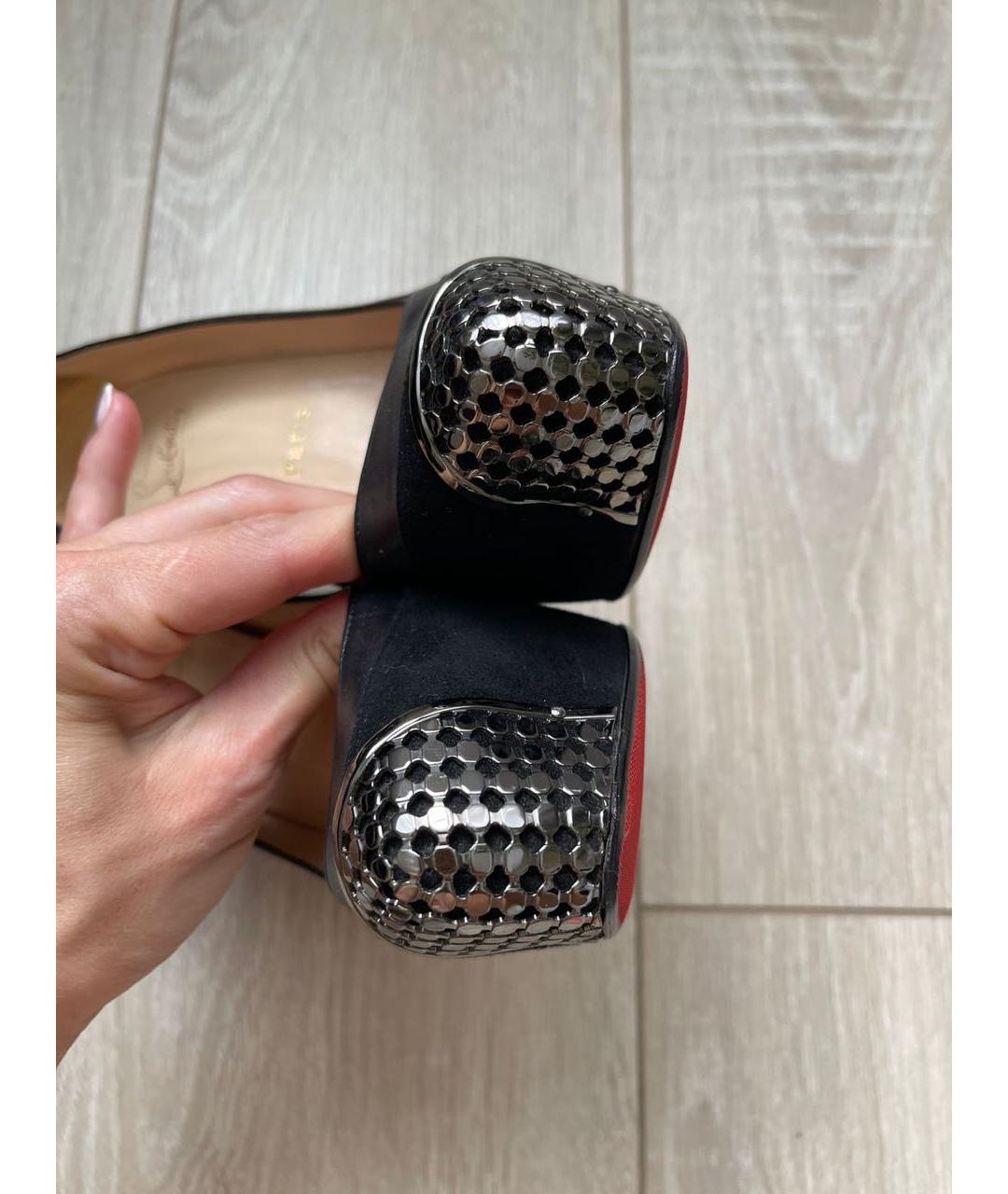 CHRISTIAN LOUBOUTIN Черные замшевые туфли, фото 3