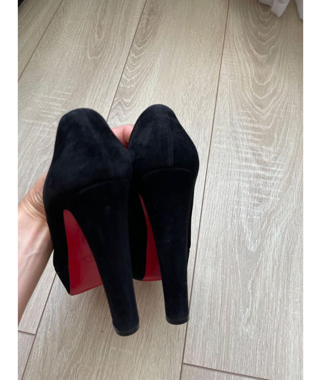 CHRISTIAN LOUBOUTIN Черные замшевые туфли, фото 4