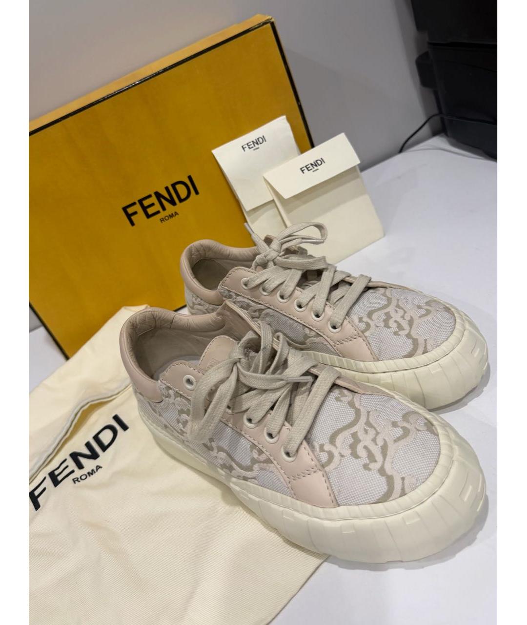 FENDI Бежевые текстильные кеды, фото 3