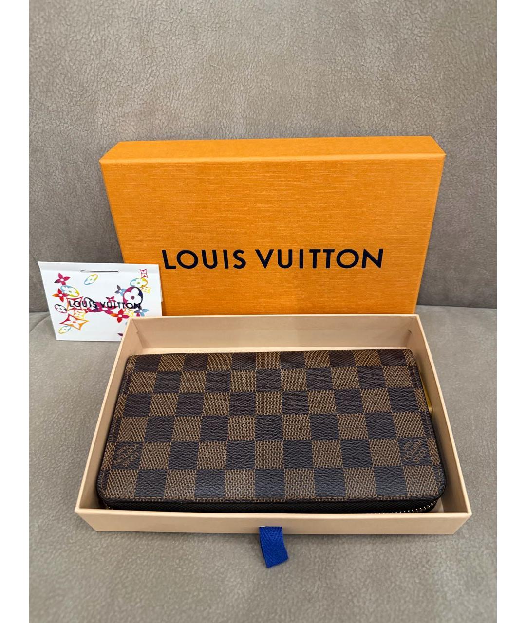 LOUIS VUITTON Коричневый кожаный кошелек, фото 2