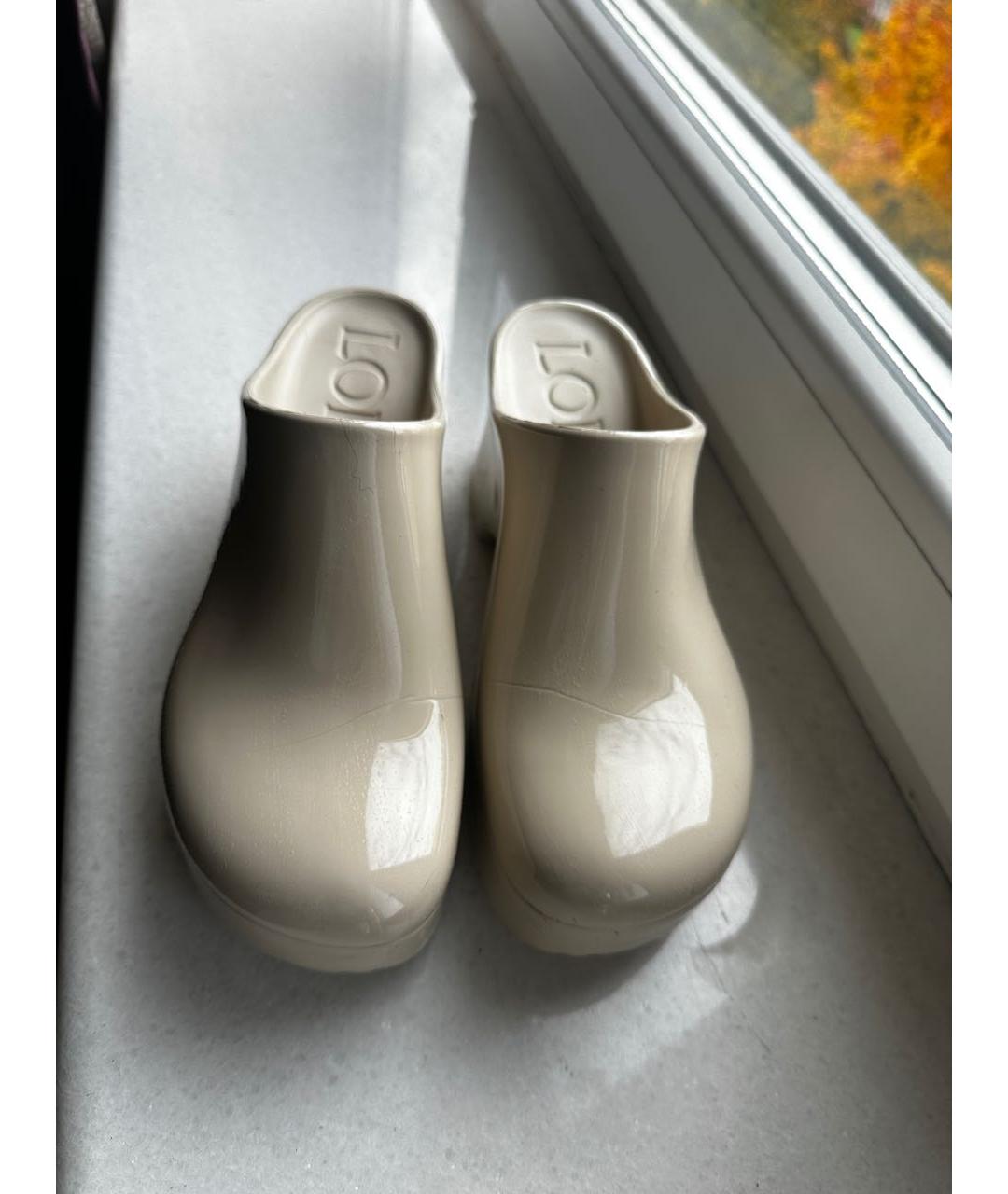 LOEWE Бежевые сабо, фото 3