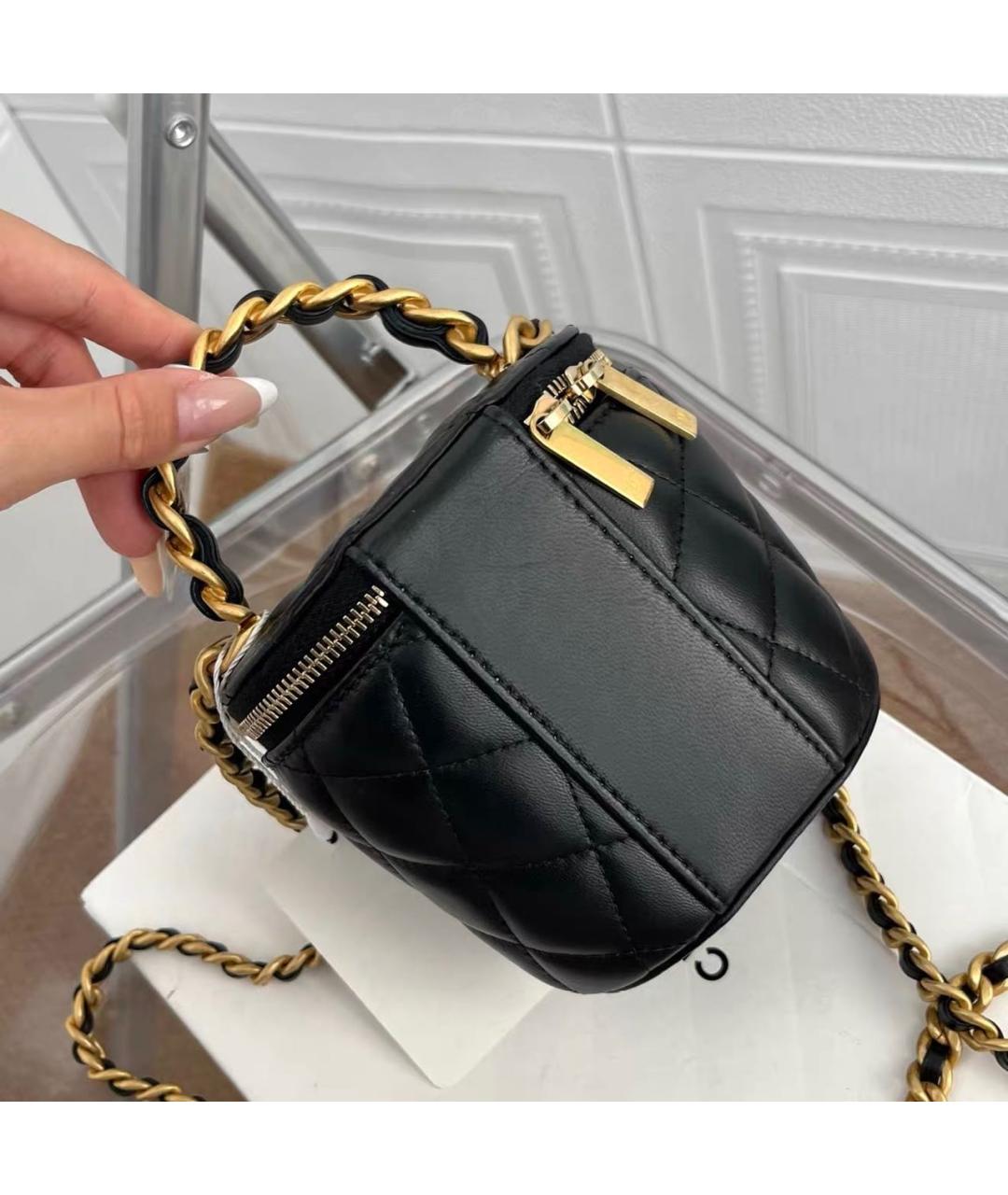 CHANEL Черная кожаная сумка через плечо, фото 4