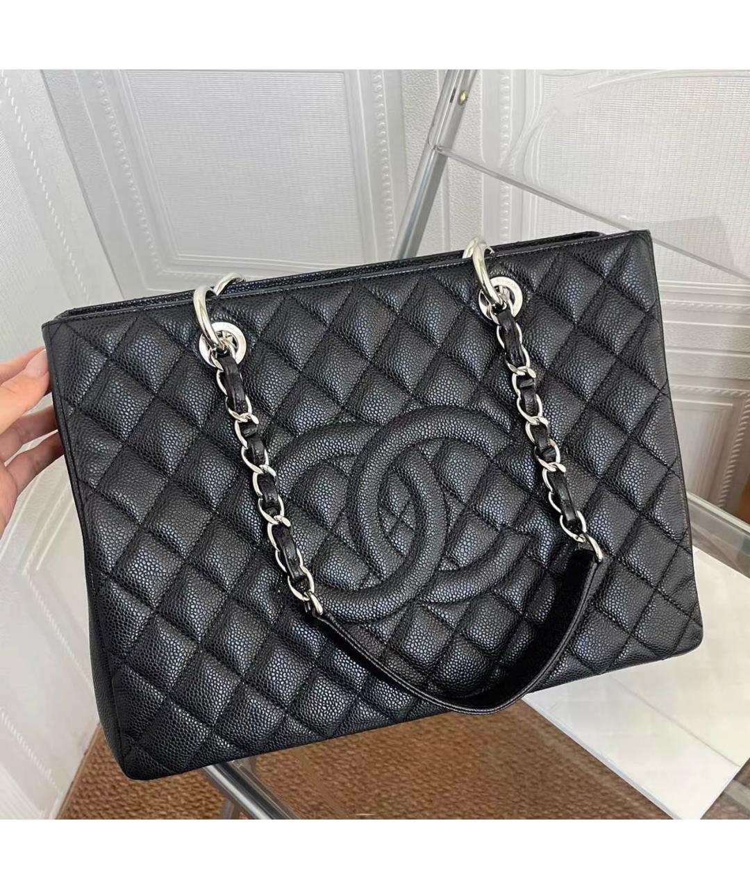 CHANEL Черная кожаная сумка тоут, фото 9