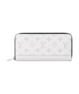 LOUIS VUITTON Кошелек