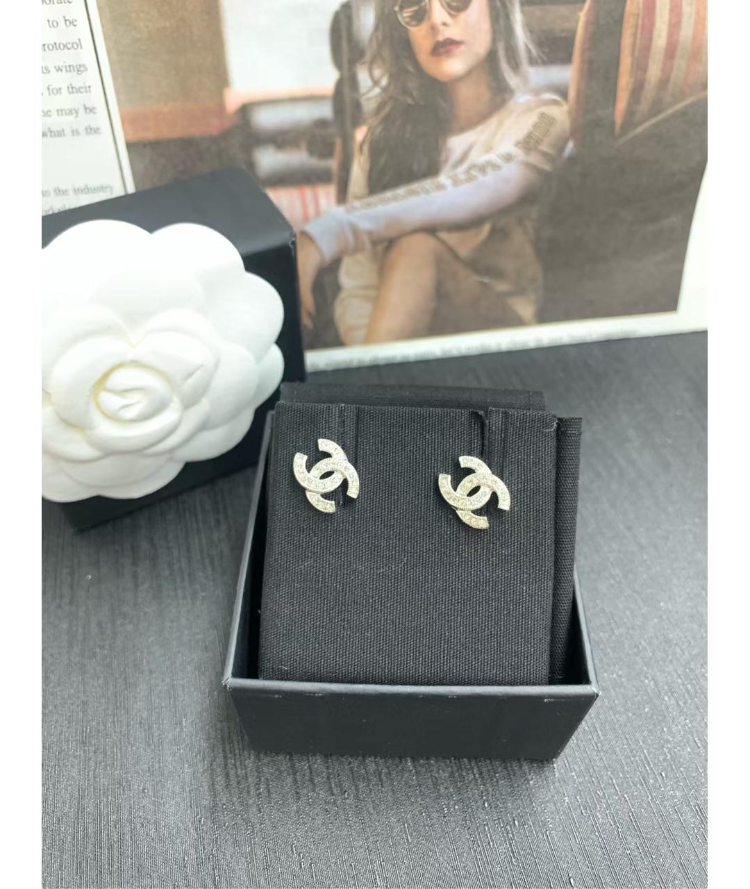CHANEL Серебряные металлические серьги, фото 2