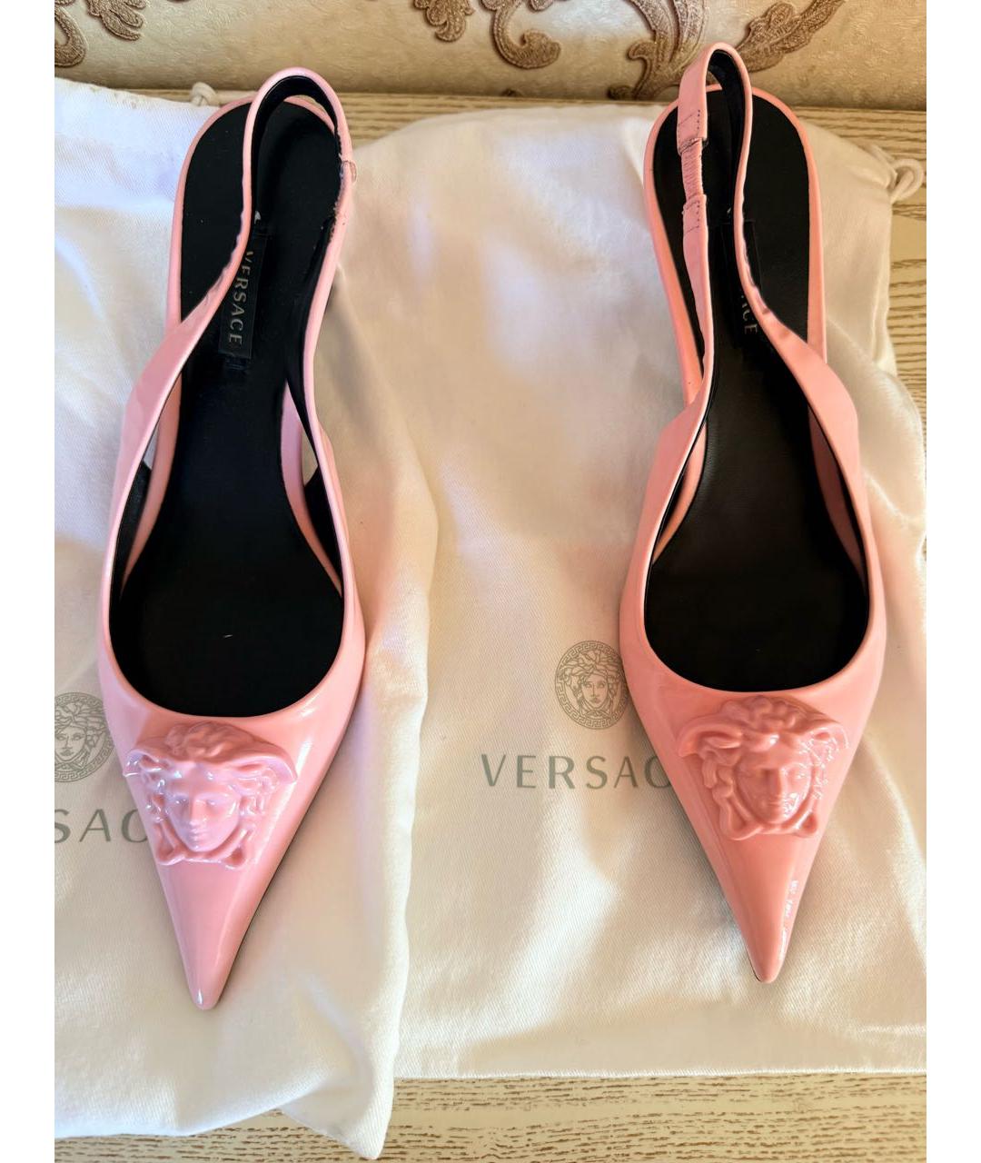 VERSACE Розовые кожаные туфли, фото 2