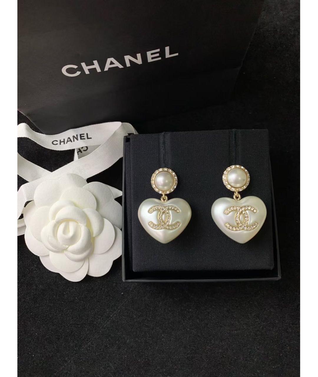 CHANEL Белые серьги, фото 6