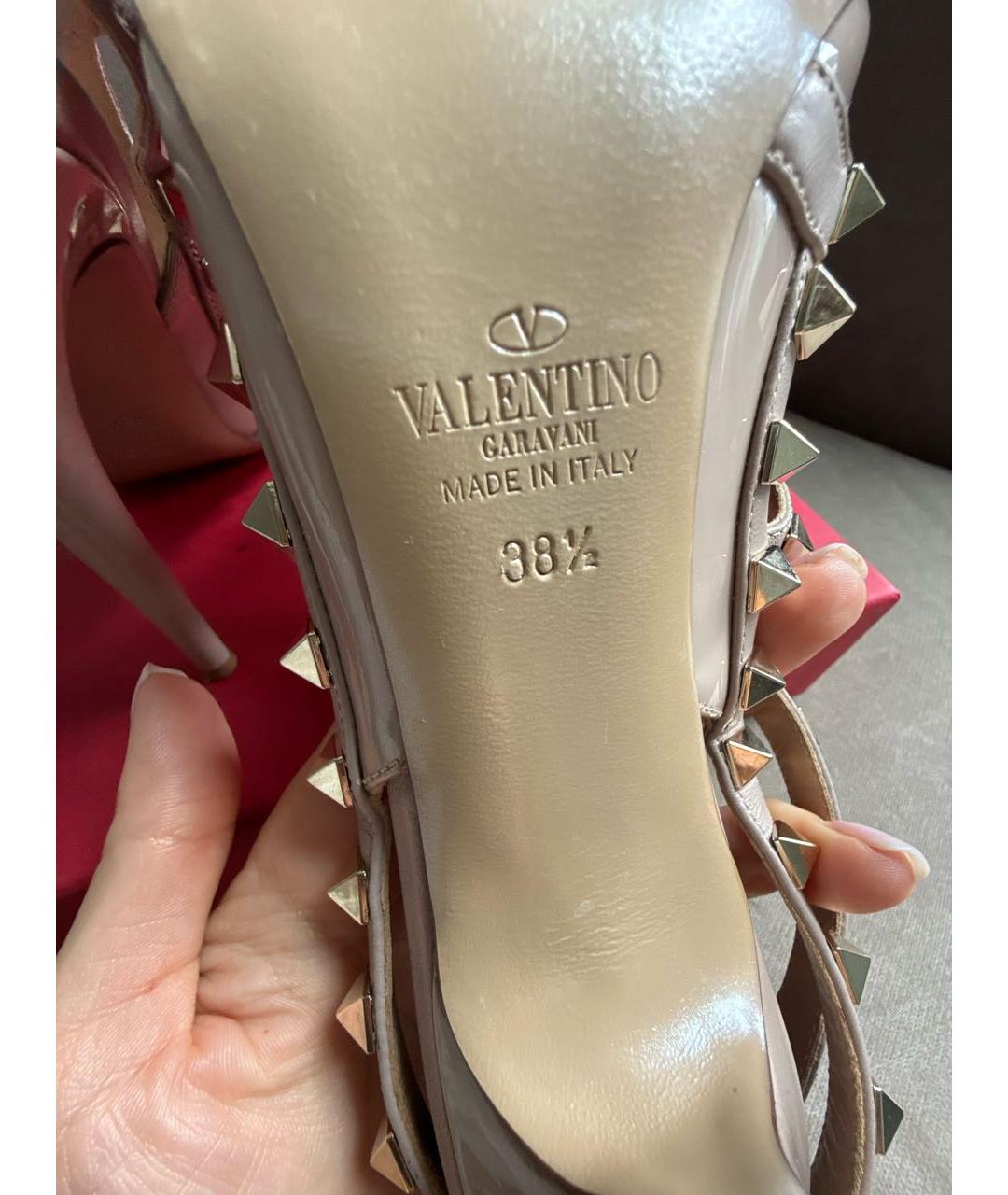 VALENTINO Бежевые туфли из лакированной кожи, фото 5