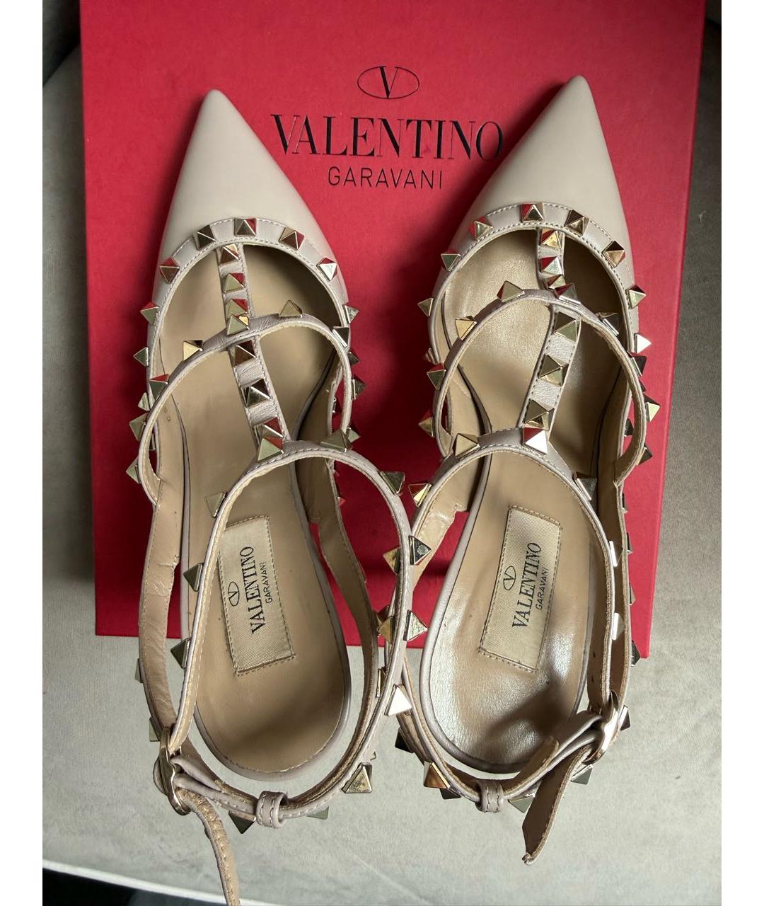 VALENTINO Бежевые туфли из лакированной кожи, фото 3