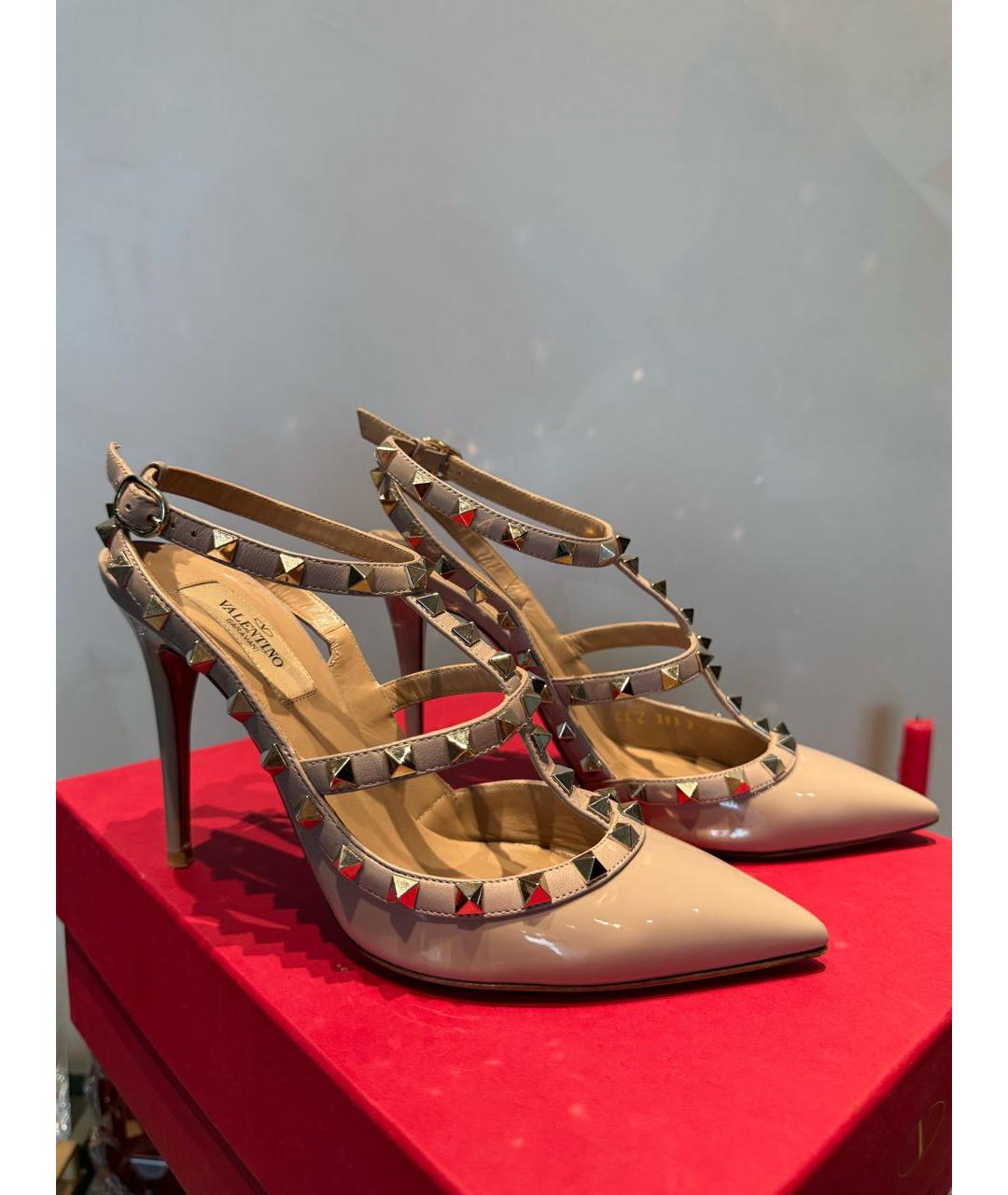 VALENTINO Бежевые туфли из лакированной кожи, фото 7