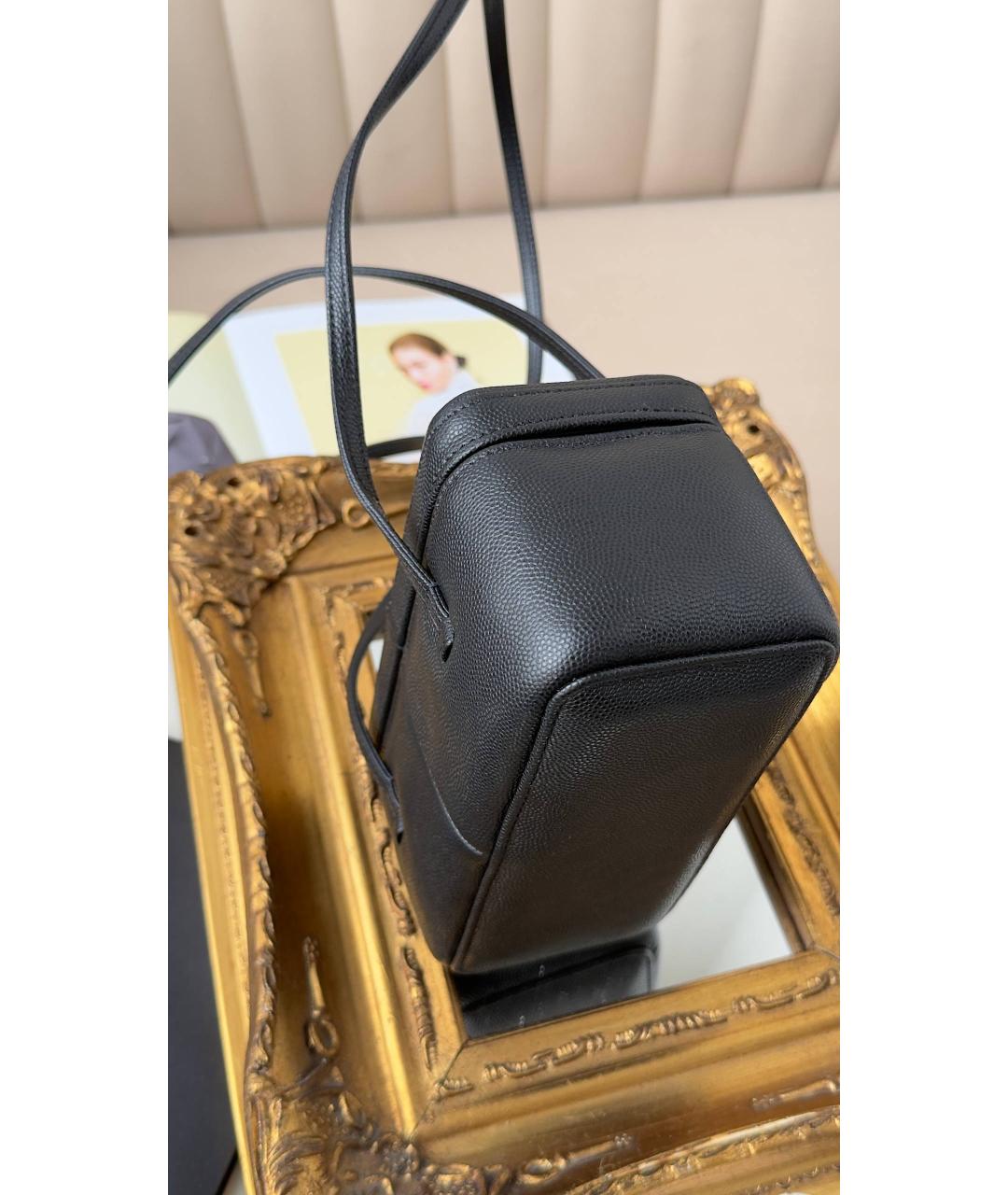 CHANEL Черная кожаная сумка с короткими ручками, фото 6