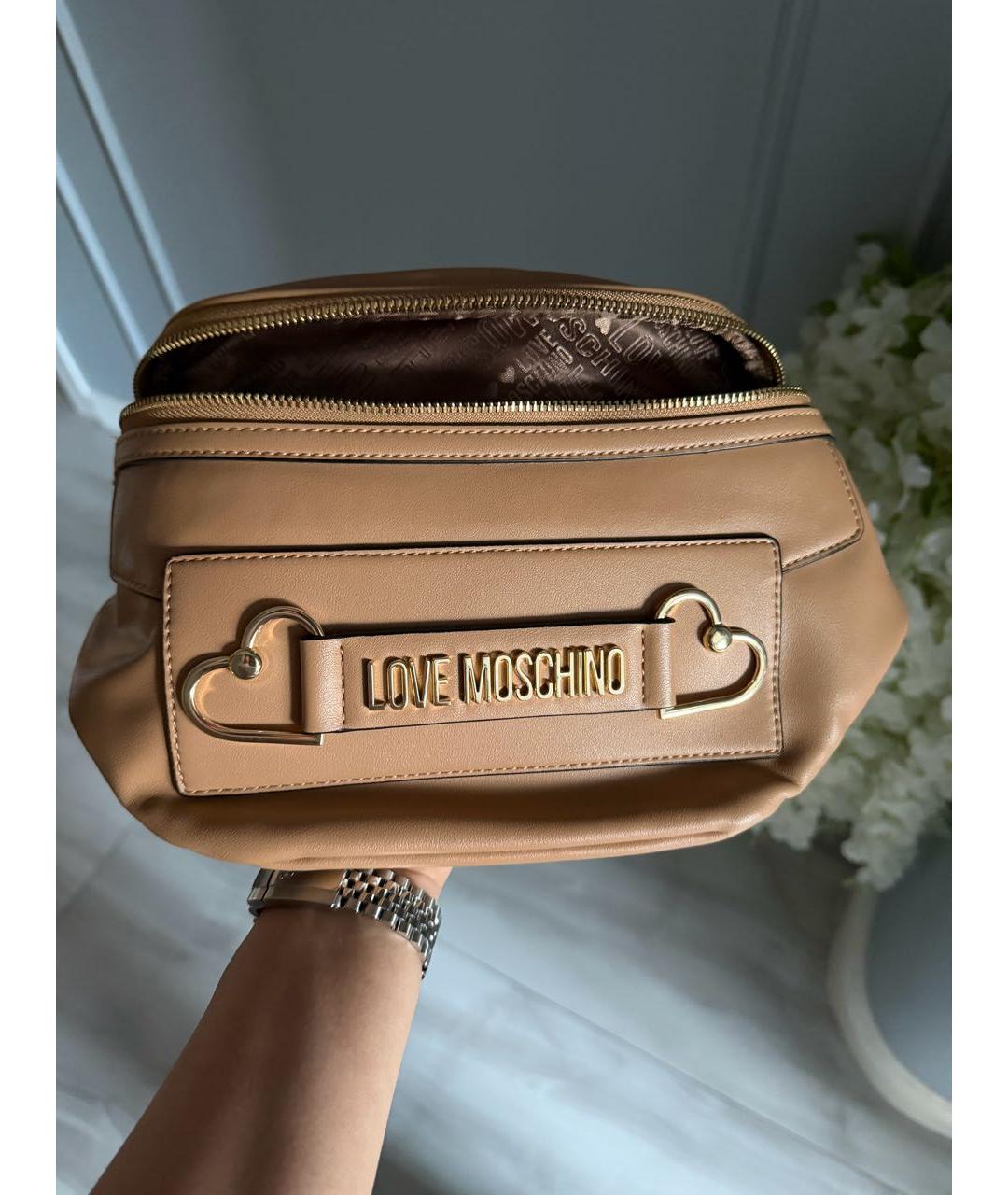 LOVE MOSCHINO Бежевая поясная сумка, фото 8