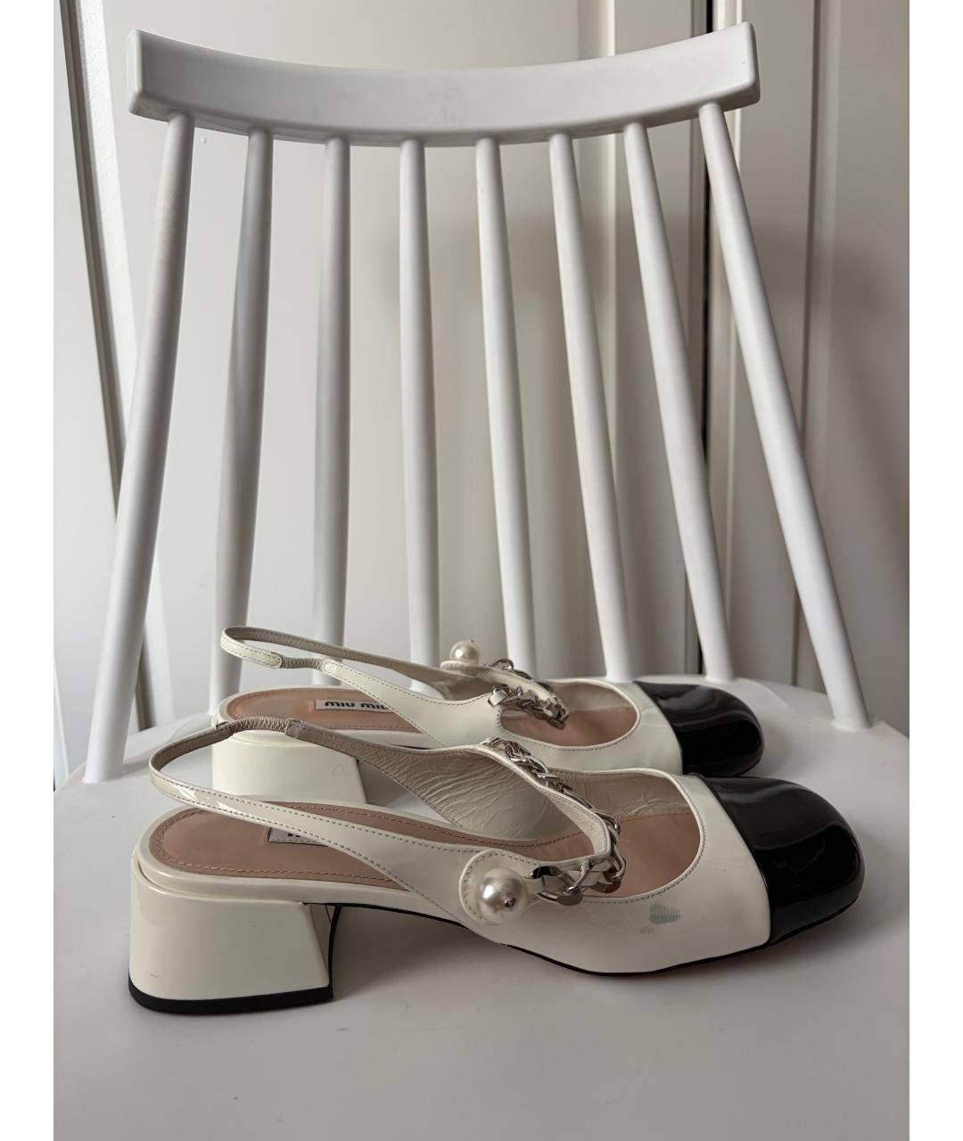 MIU MIU Белые туфли из лакированной кожи, фото 2