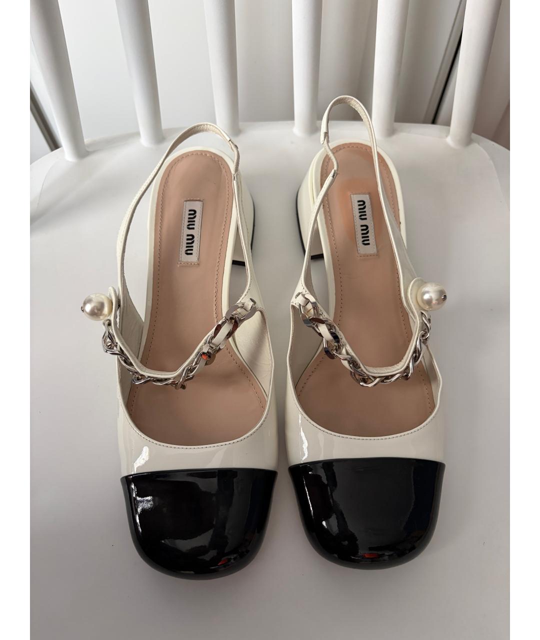 MIU MIU Белые туфли из лакированной кожи, фото 4