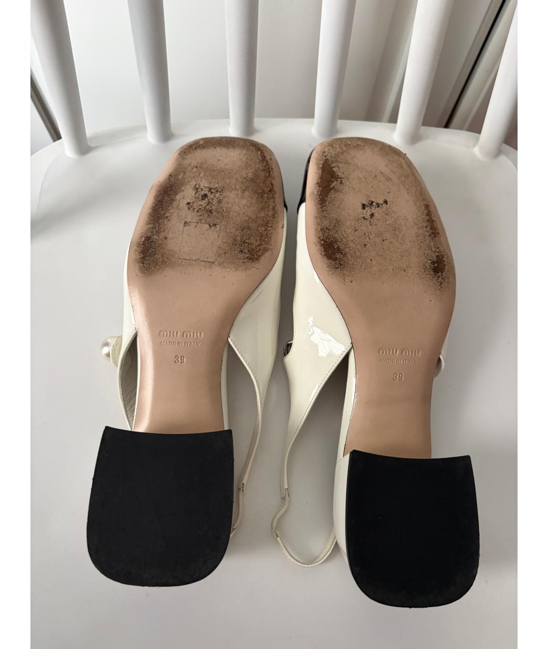 MIU MIU Белые туфли из лакированной кожи, фото 8