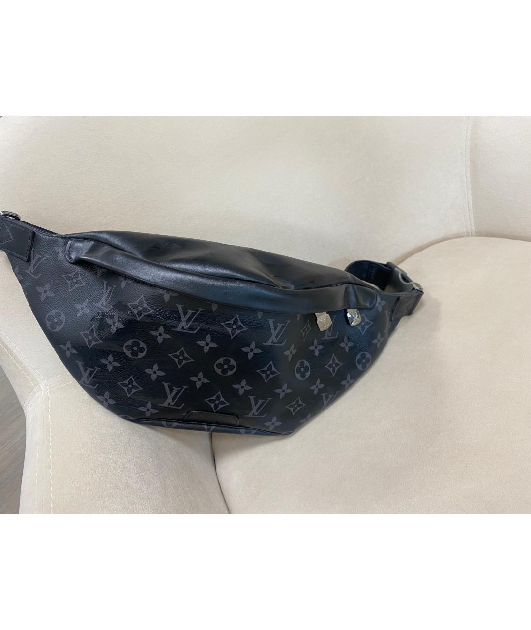 LOUIS VUITTON Черная кожаная поясная сумка, фото 10