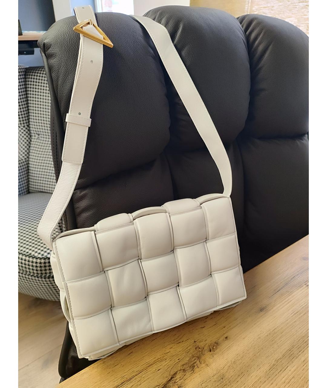 BOTTEGA VENETA Белая кожаная сумка через плечо, фото 4