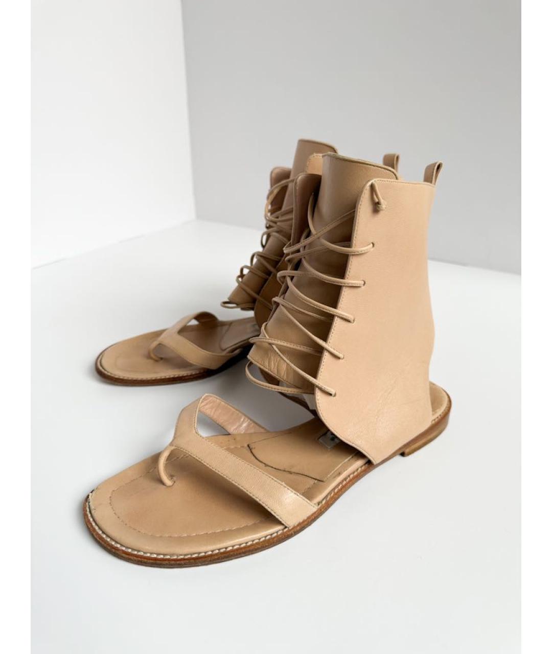 MANOLO BLAHNIK Бежевые кожаные босоножки, фото 3