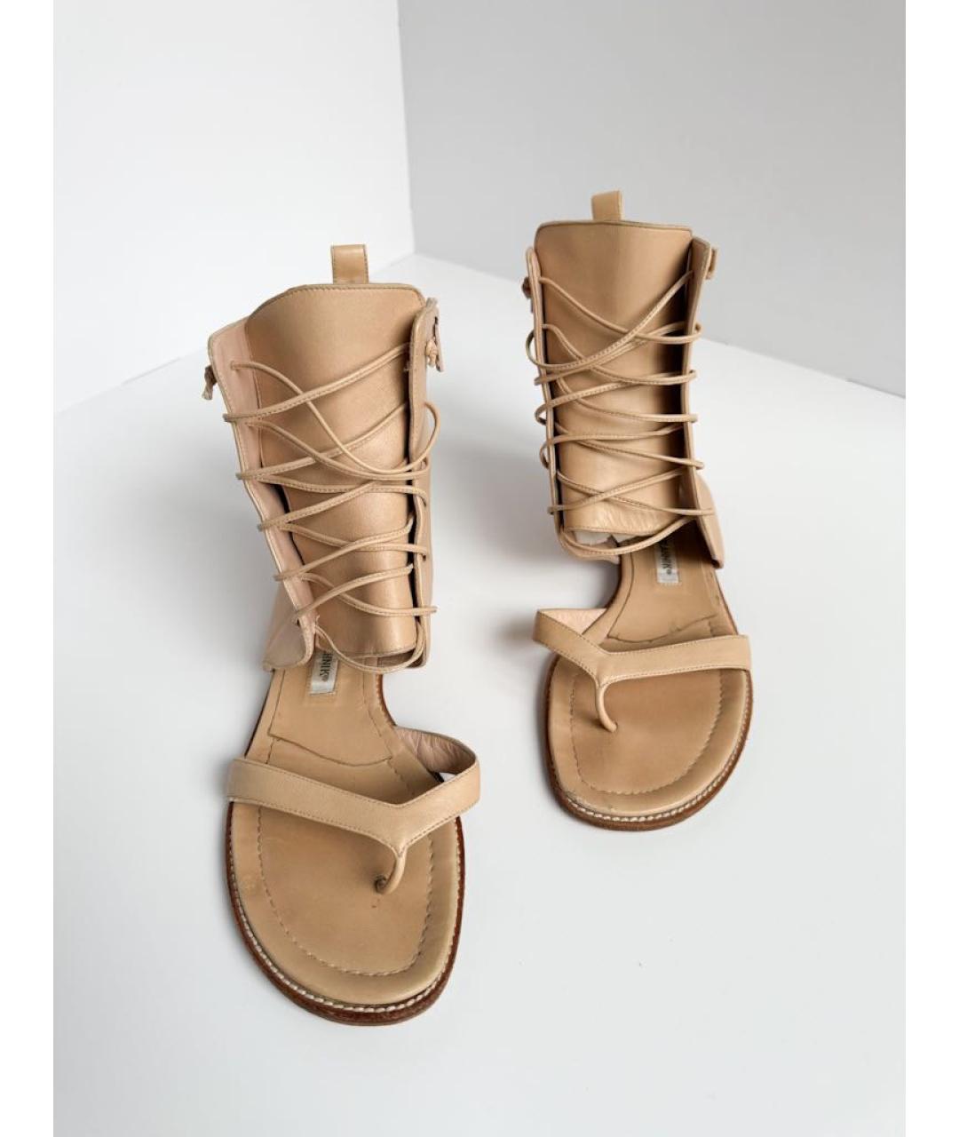 MANOLO BLAHNIK Бежевые кожаные босоножки, фото 5