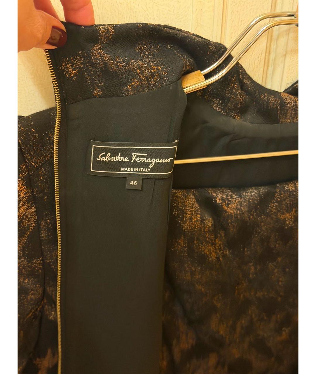 FERRAGAMO Коричневый шерстяной костюм с юбками, фото 6