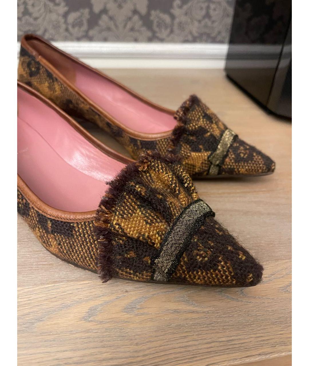 MIU MIU Коричневые текстильные туфли, фото 8