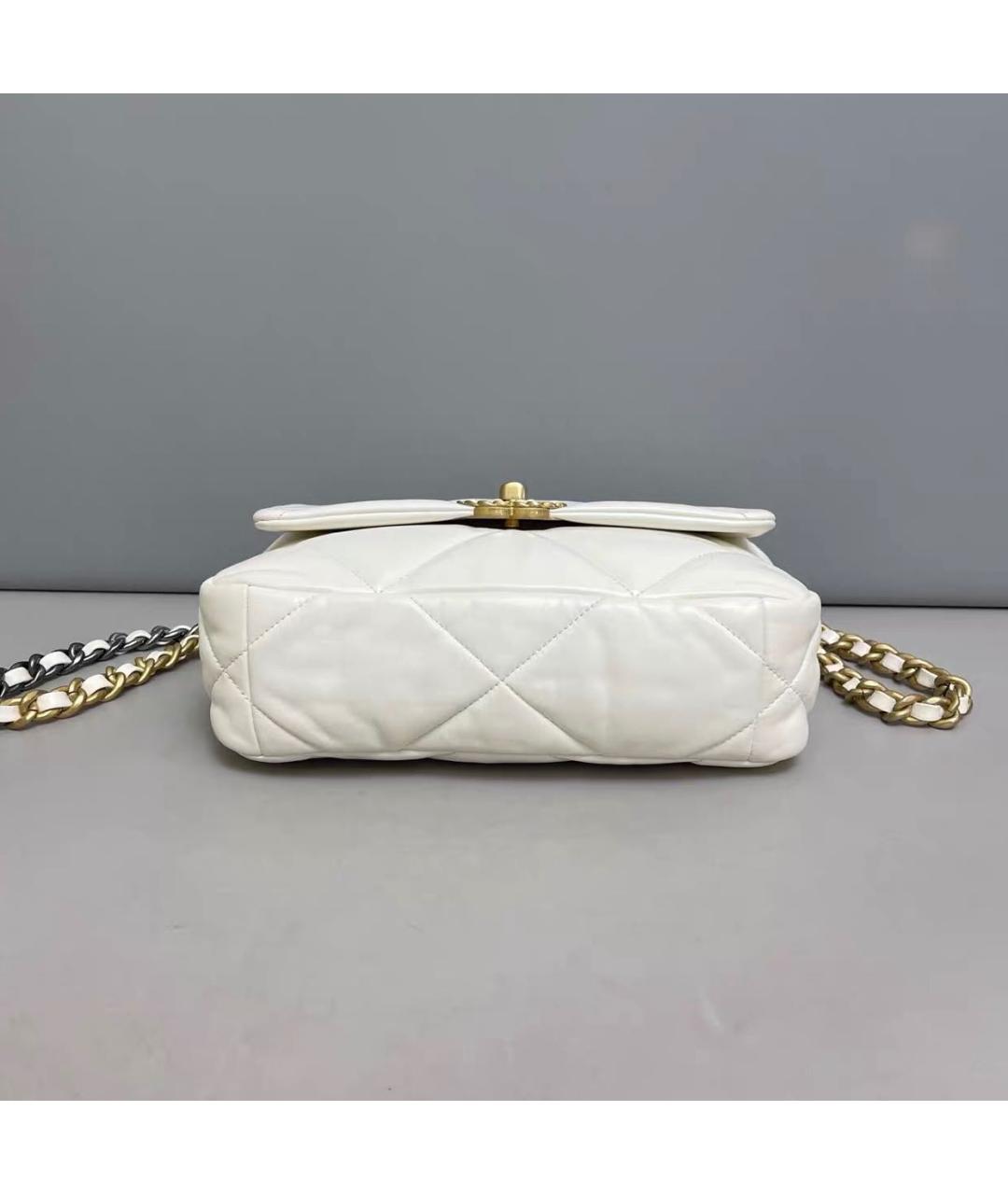 CHANEL Белая кожаная сумка тоут, фото 3