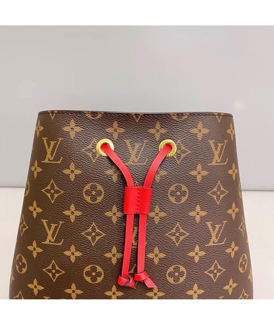 LOUIS VUITTON Красная кожаная сумка тоут, фото 4