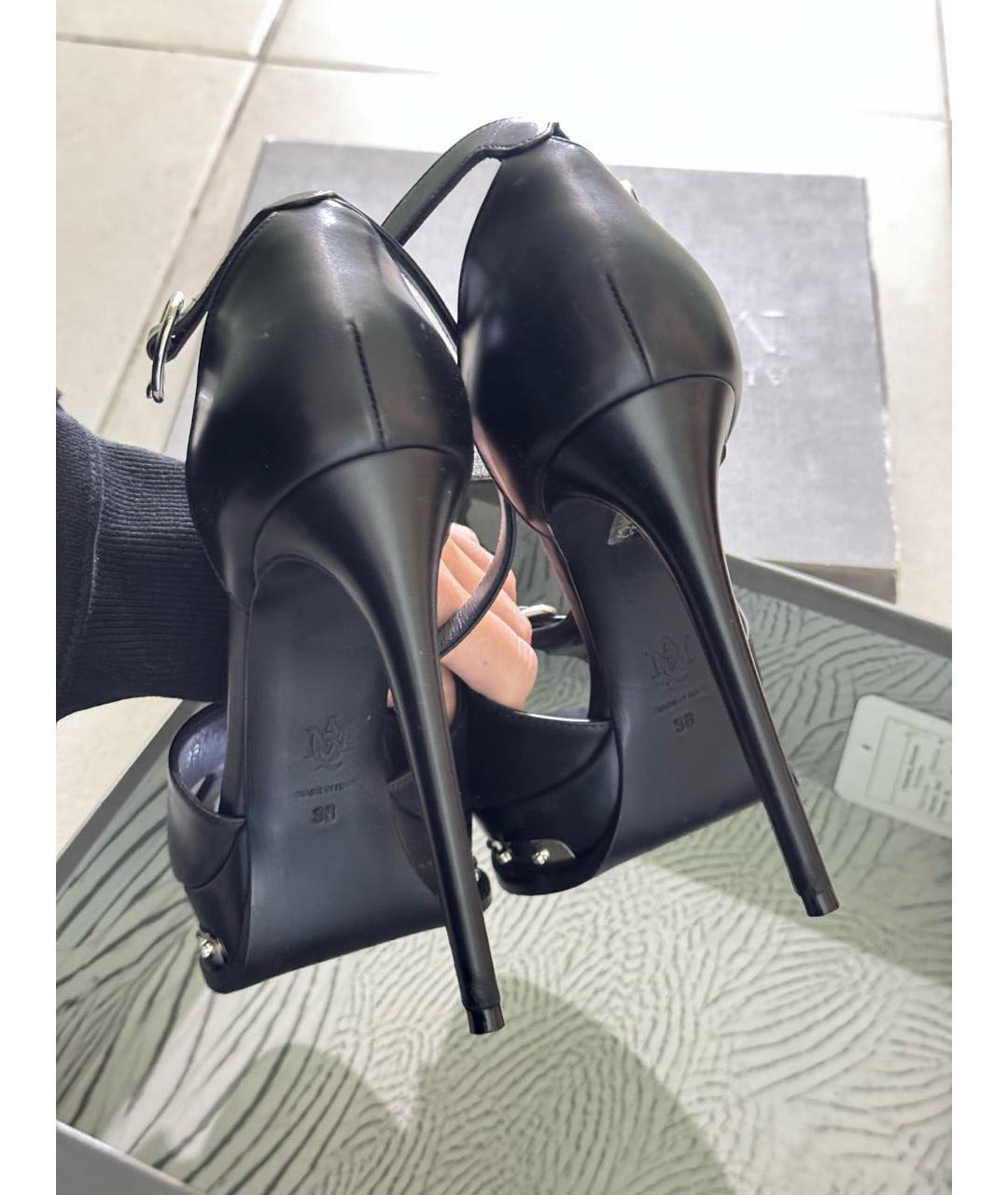 ALEXANDER MCQUEEN Черные кожаные босоножки, фото 3