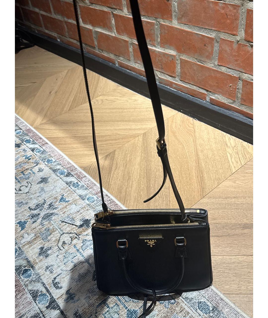 PRADA Черная кожаная сумка тоут, фото 4