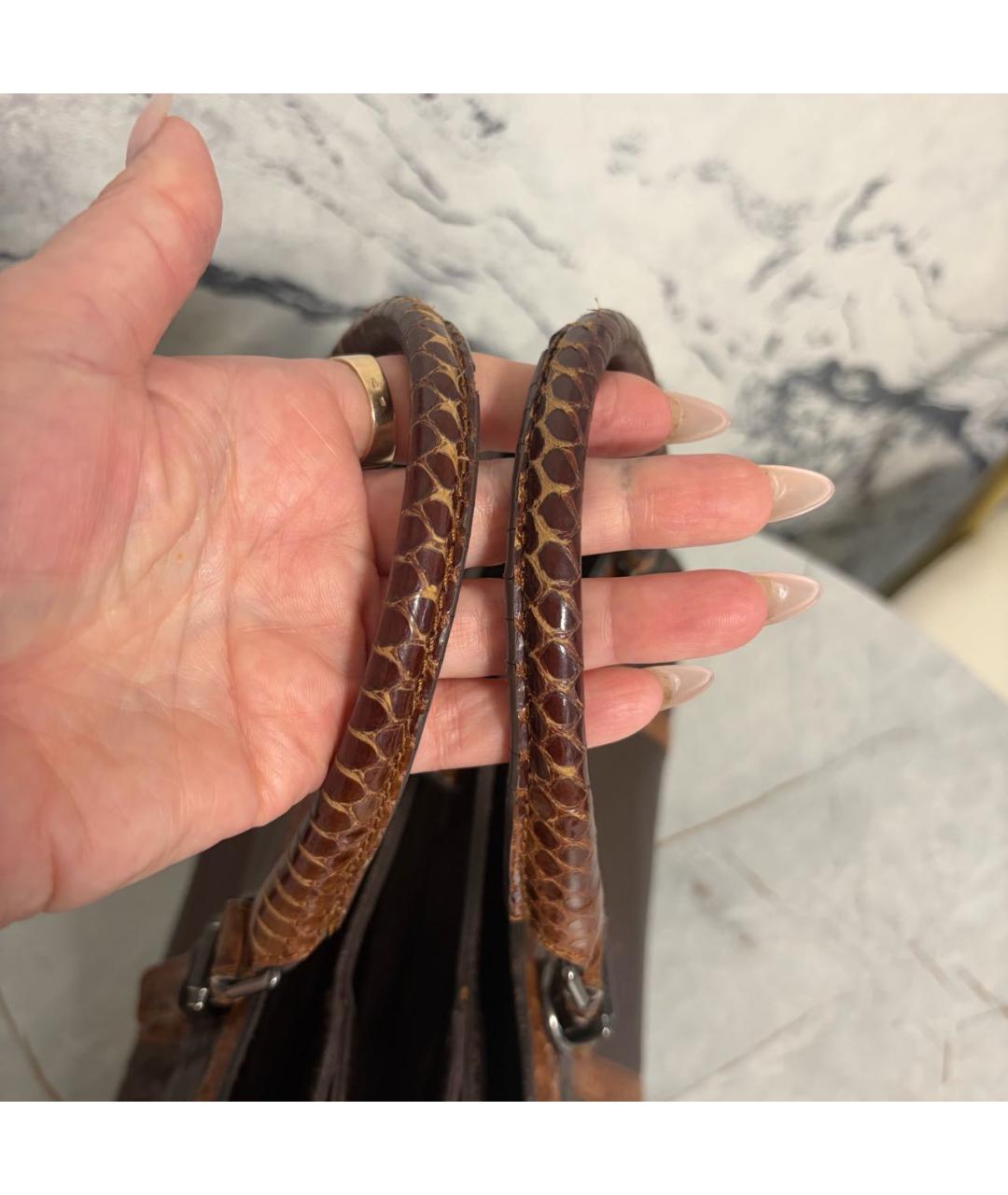 BOTTEGA VENETA Коричневая сумка тоут из кожи питона, фото 4