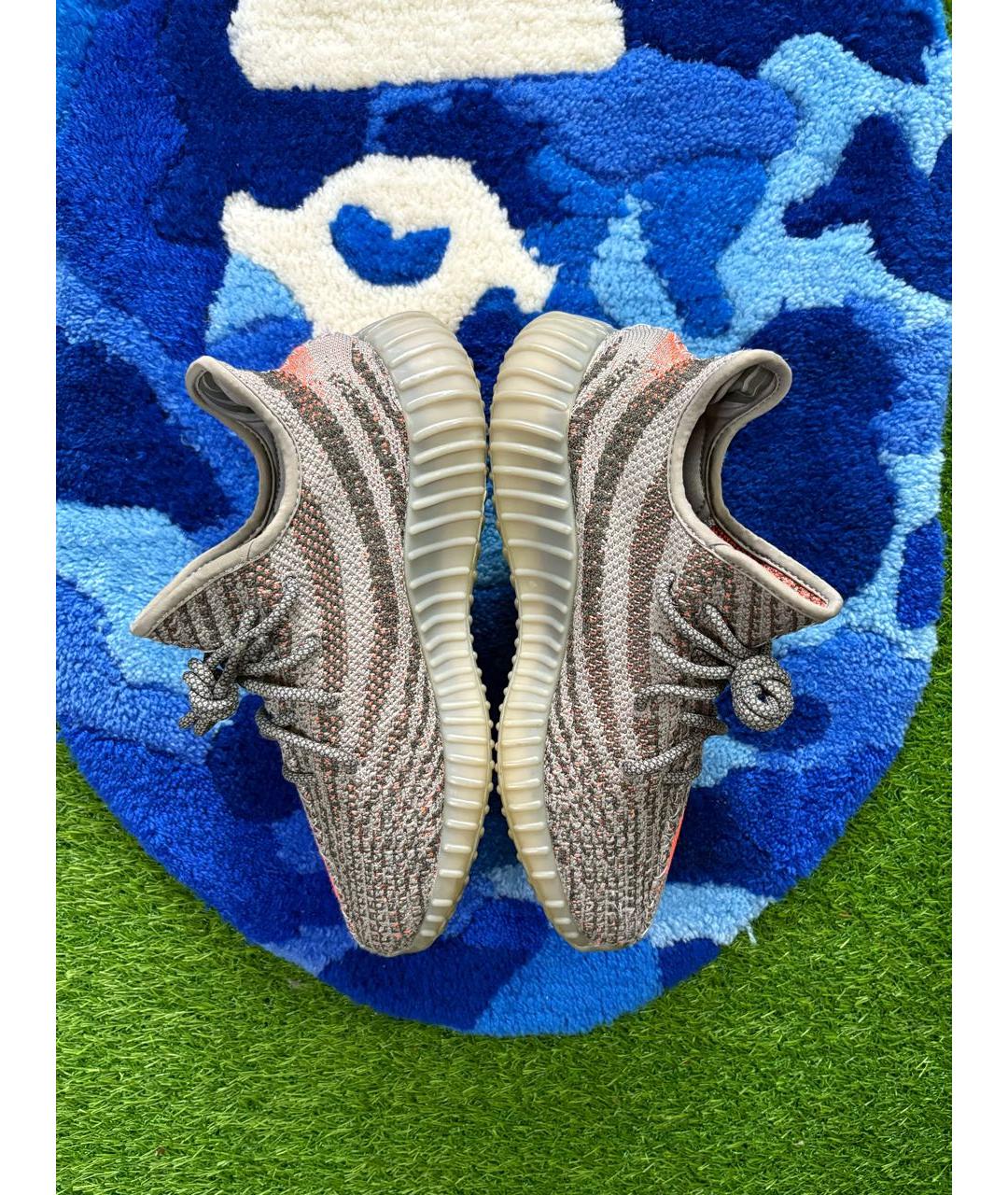 ADIDAS YEEZY Серые синтетические низкие кроссовки / кеды, фото 3