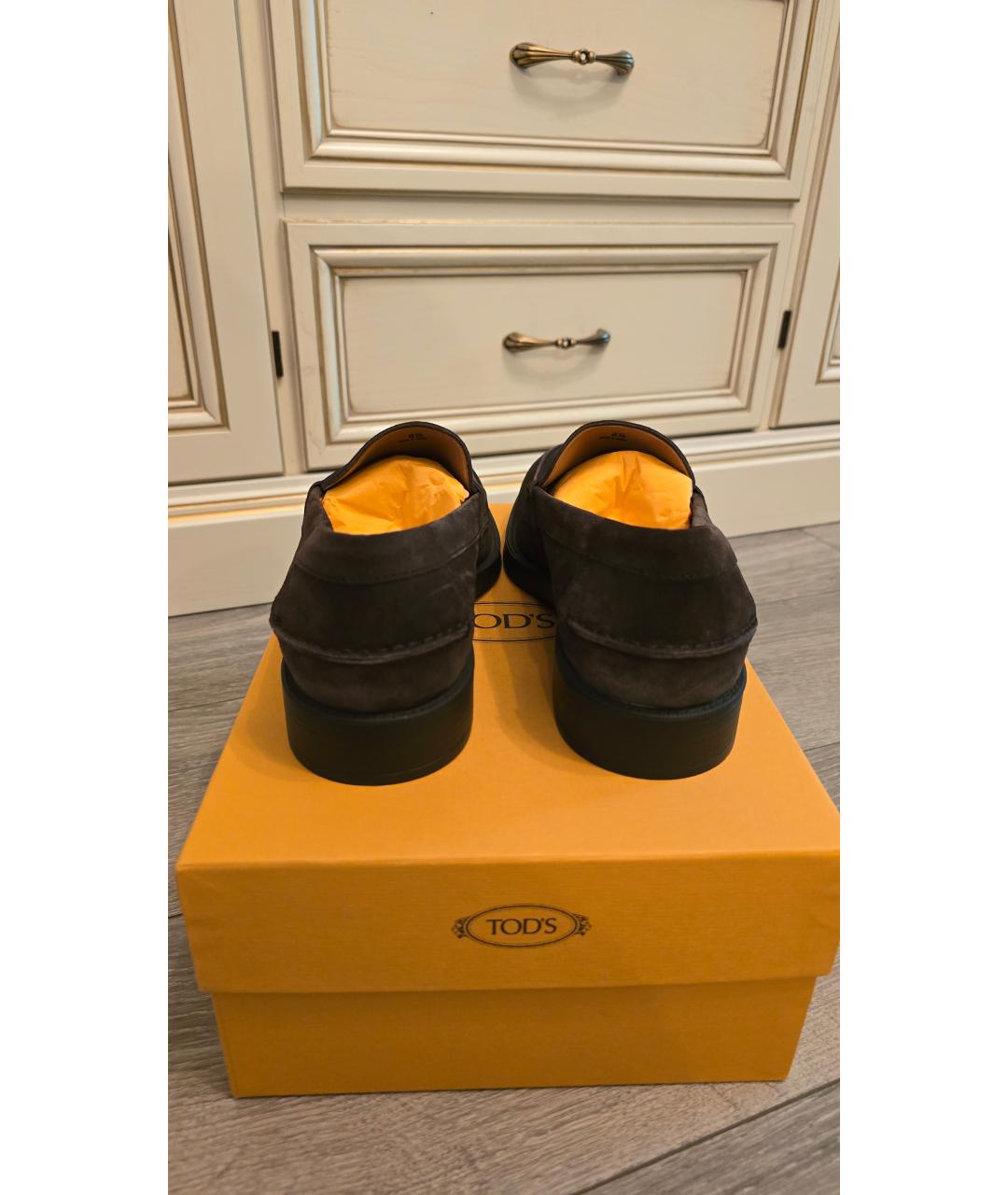TOD'S Коричневые замшевые лоферы, фото 4