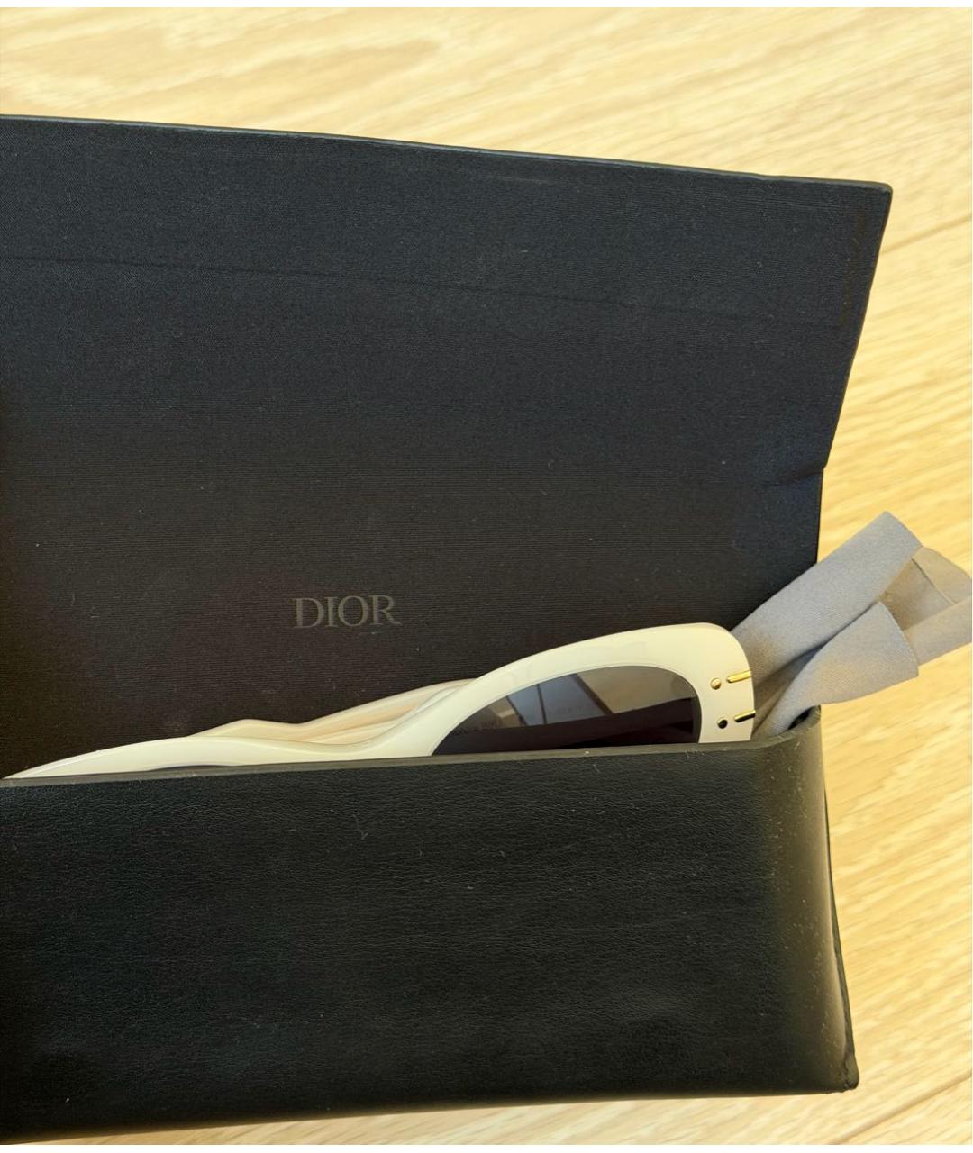 CHRISTIAN DIOR Белые пластиковые солнцезащитные очки, фото 4