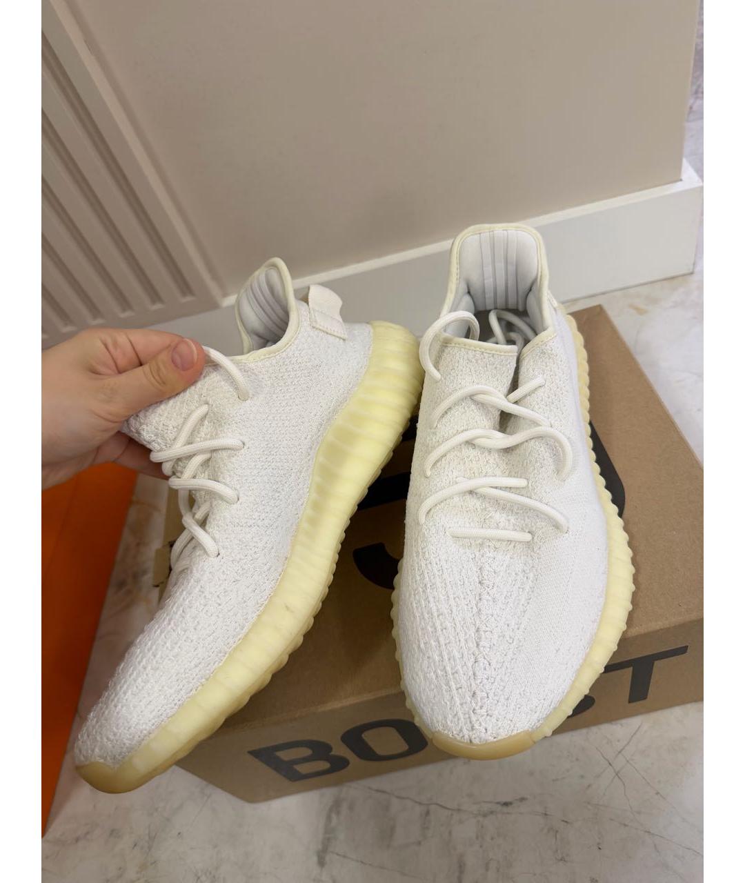 ADIDAS YEEZY Белые текстильные низкие кроссовки / кеды, фото 4