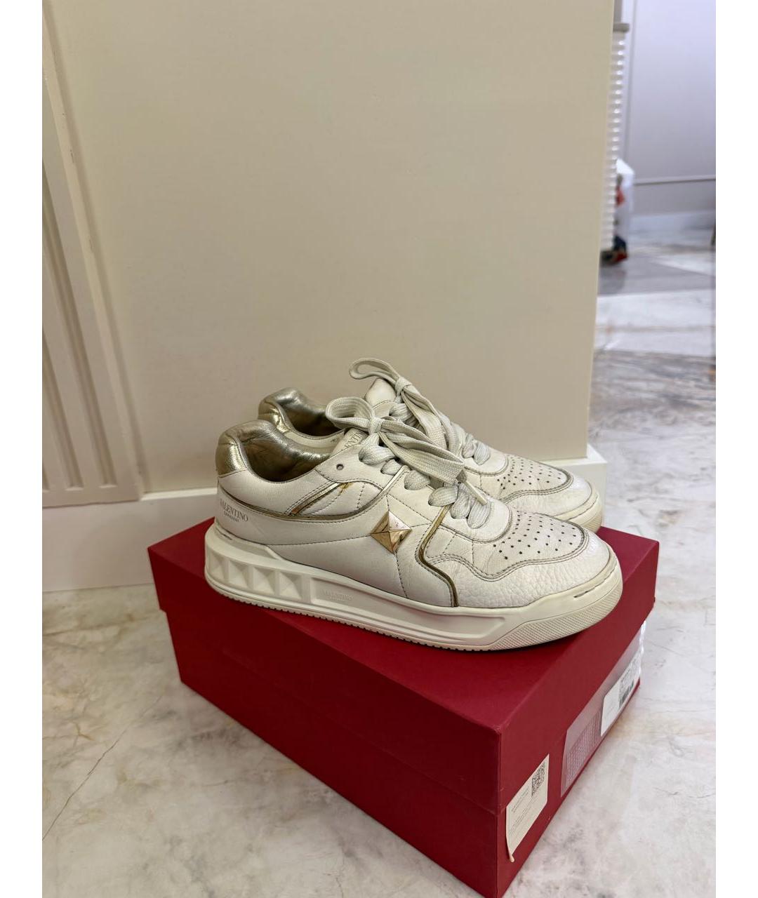 VALENTINO Белые кожаные кроссовки, фото 8