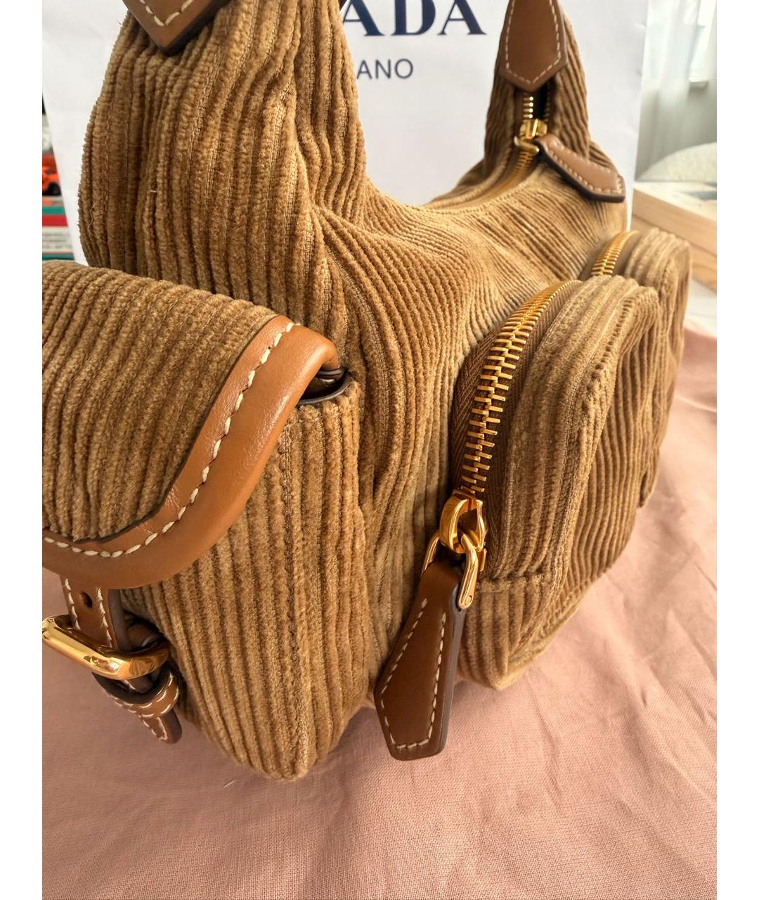 MIU MIU Коричневая кожаная сумка с короткими ручками, фото 5