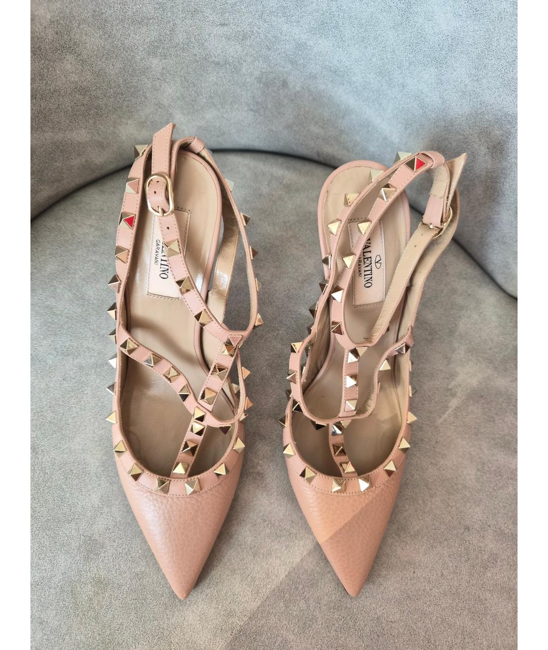 VALENTINO Бежевые кожаные босоножки, фото 2