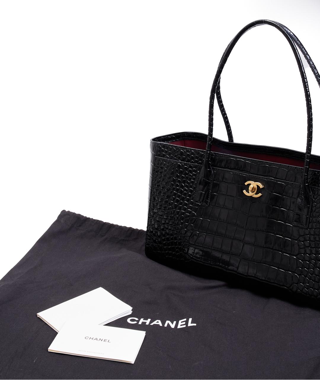 CHANEL Черная кожаная сумка тоут, фото 5