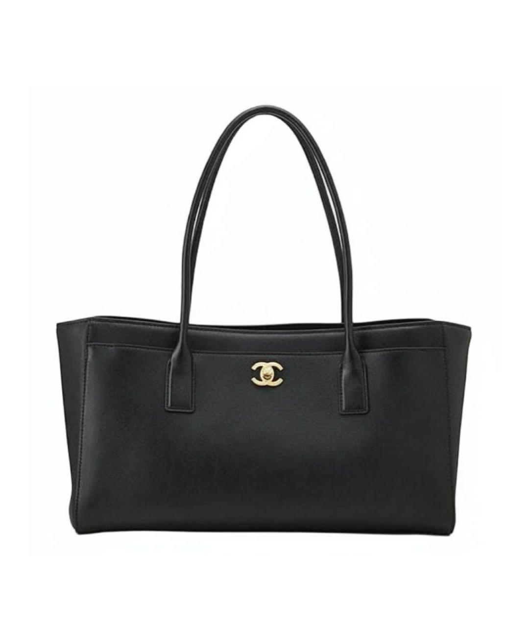 CHANEL Черная кожаная сумка с короткими ручками, фото 6