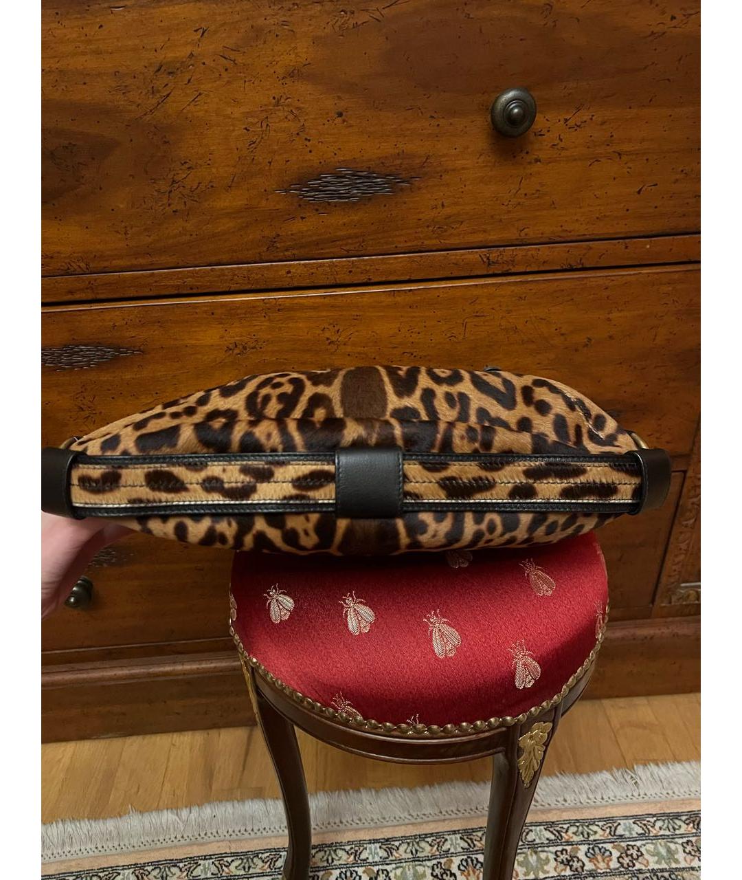 SAINT LAURENT Черная кожаная сумка с короткими ручками, фото 6